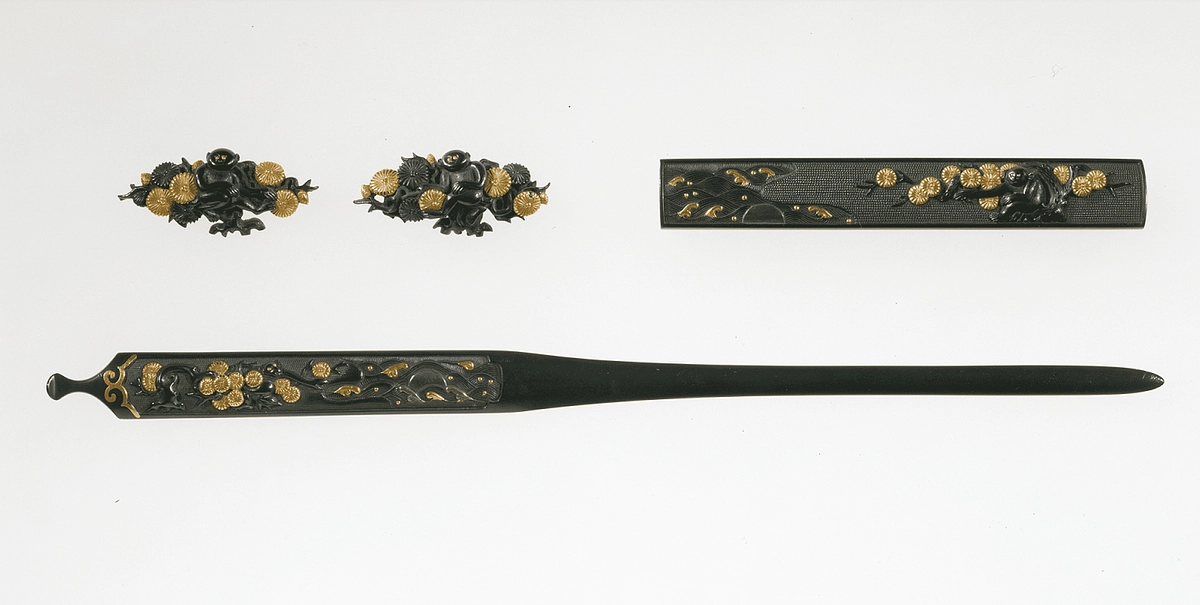 永青文庫早春展刀剣作品紹介16　猿猴捉月図三所物