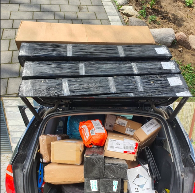 昨日届いた物資で、今回の搬入リストは完成