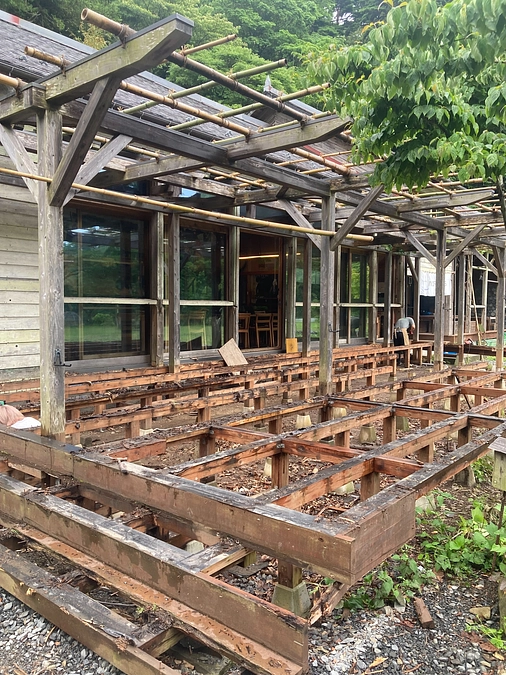 ウッドデッキ再生プロジェクト、進行中！