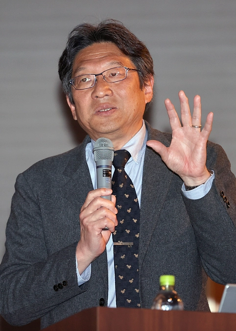 北海道政経懇話会で講演してきました