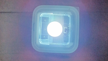 災害時に大活躍、非常用照明灯・充電器の開発。５年間の長期保存可。 のトップ画像