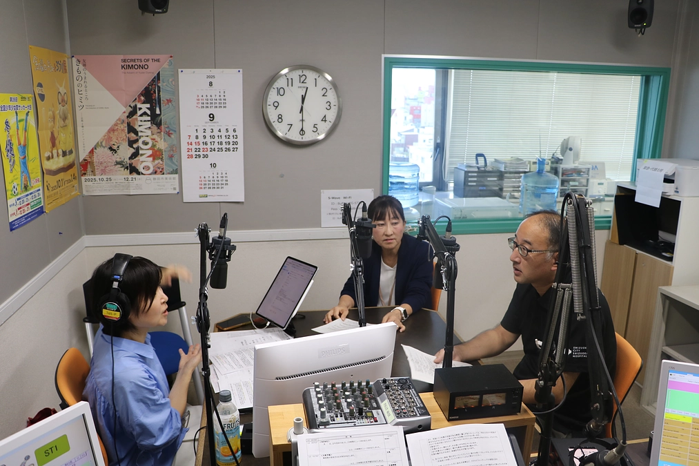ラジオ番組「Salut！Salut！」に出演しました。