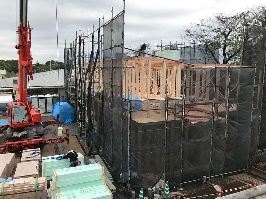 建替報告　子どもが住むグループホームが建ってきています