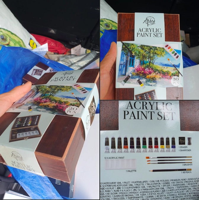 子供たちへの賞品となる「絵の具セット」