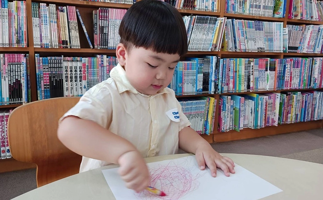 グッズセット+図書館に絵を飾ろう!