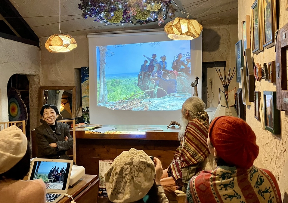絵本へ続くラオスへの旅：宮下昌也さん・安井清子さんとの対談会のご報告
