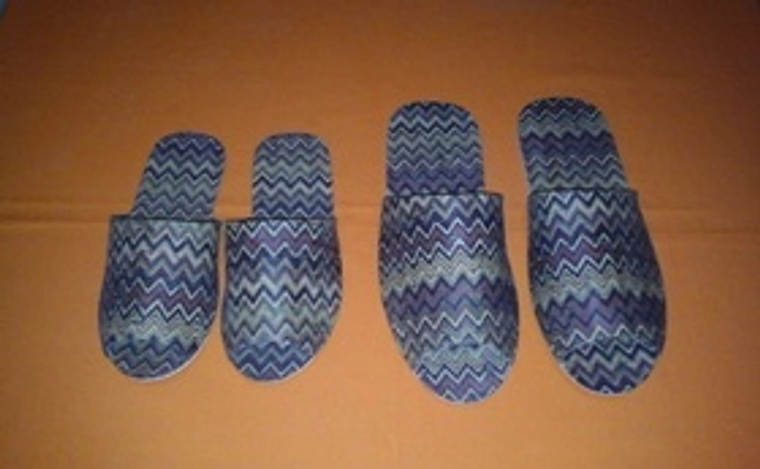 あなたのお名前入りスリッパをお届けします!