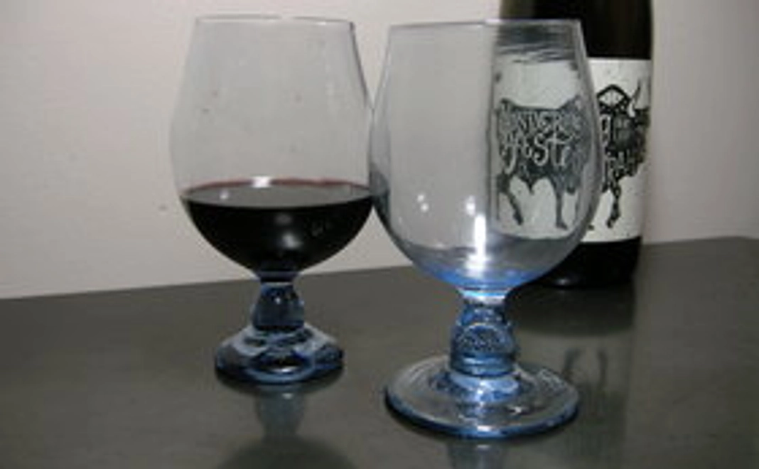 Glas hytta “nakaNo blow Way”オリジナルペアーワイングラス又はペアーサラダボールをプレゼント