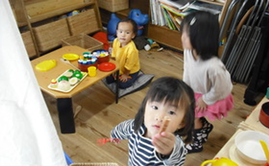 子育て応援新聞を1年間お届けします