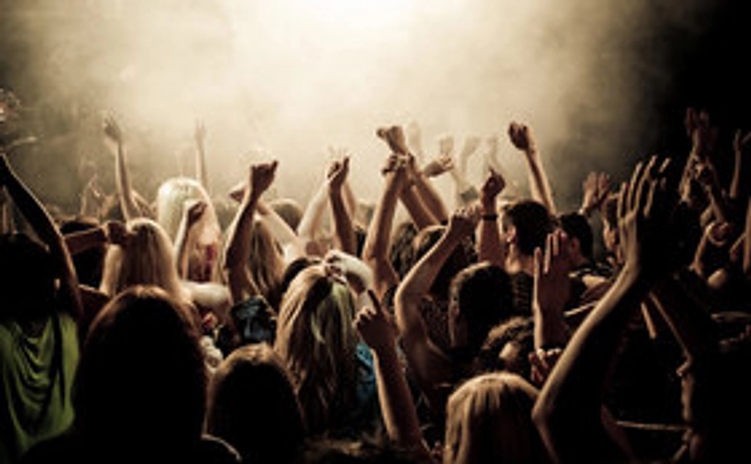 海外バンドのリハが観れる！