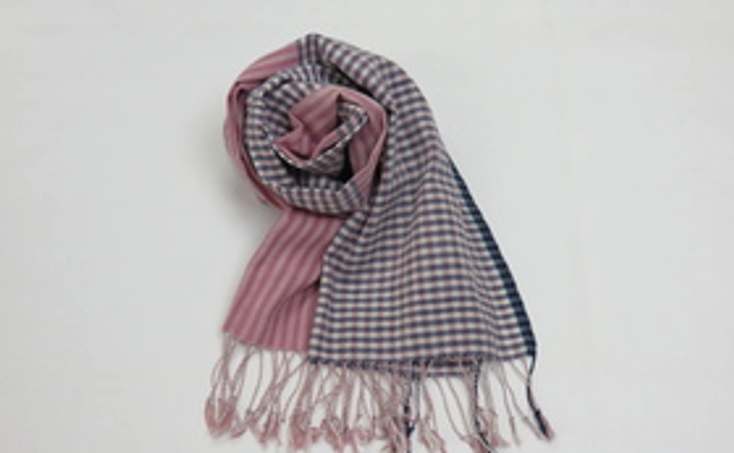 コットンスカーフ（手織り、草木染め）S