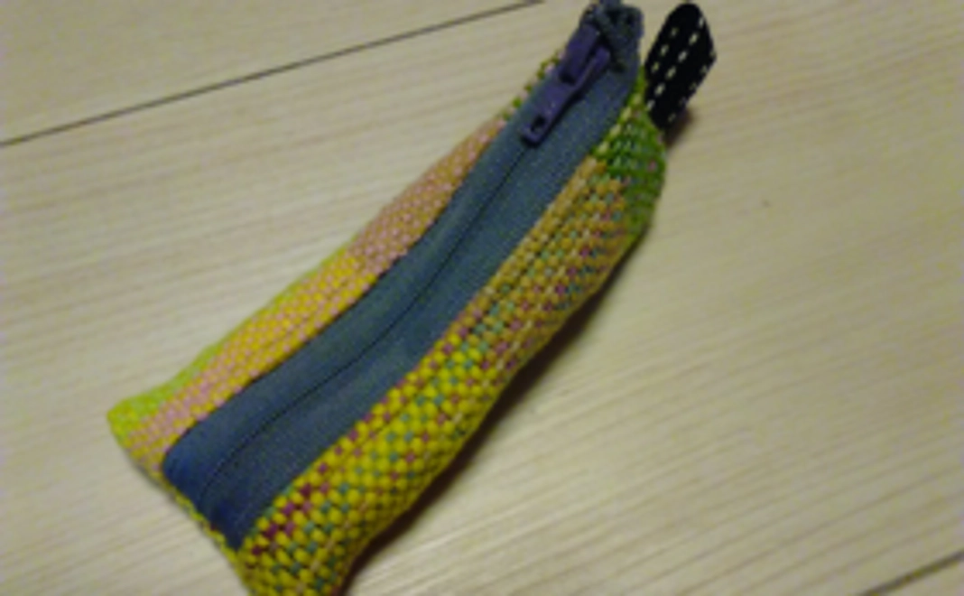 ✿ 子どもたちと力を合わせて作った、さをり織り＜印鑑ケース＞