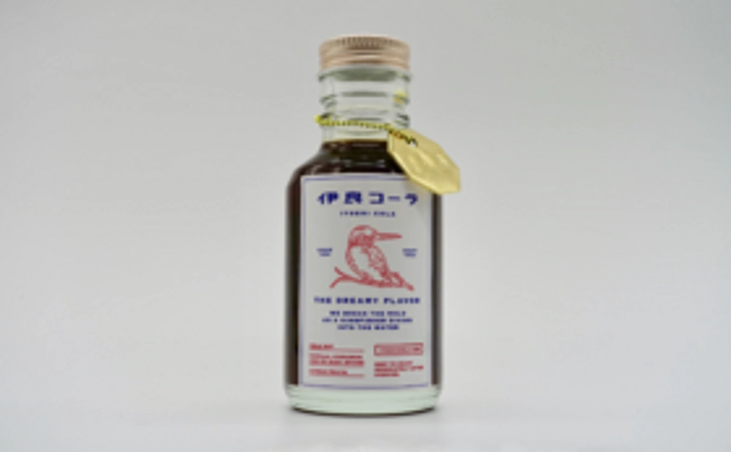 伊良コーラ スペシャル調合ファーストバッチ100ml（ナンバリング付き）+ドリンクチケット1回分＋特製ステッカー＋感謝の手紙