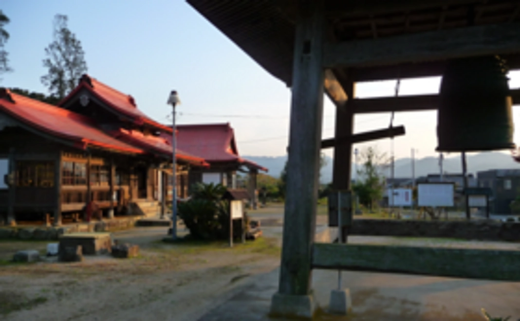 【メインコース】興隆寺の銘板にお名前を記載！