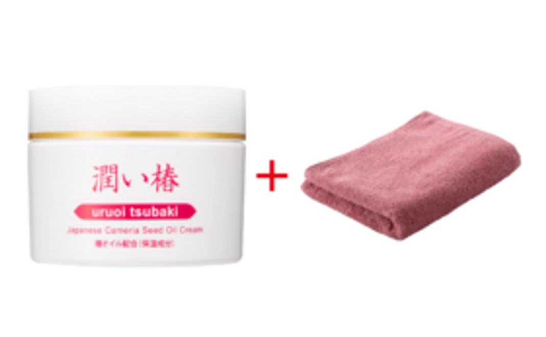 保湿クリーム「潤い椿」とフェイスタオル