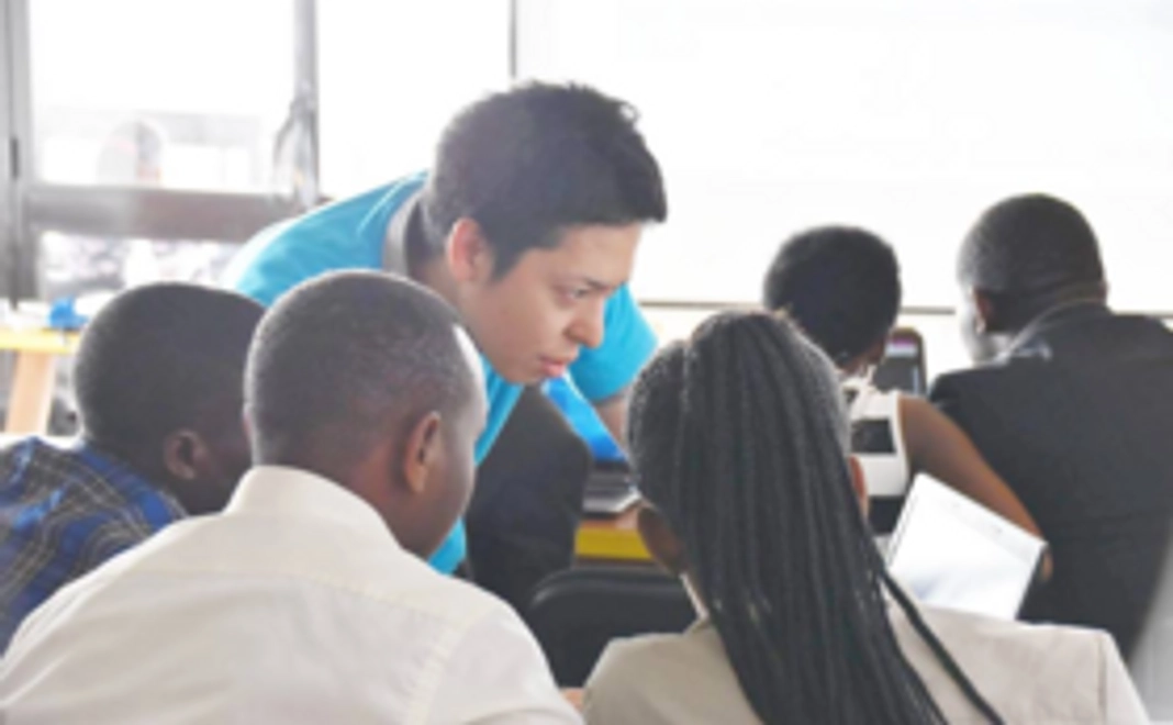 ルワンダIT教育プロジェクト　全力応援！