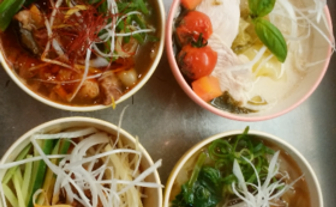 まずは!刀削麺を食べてみたい!