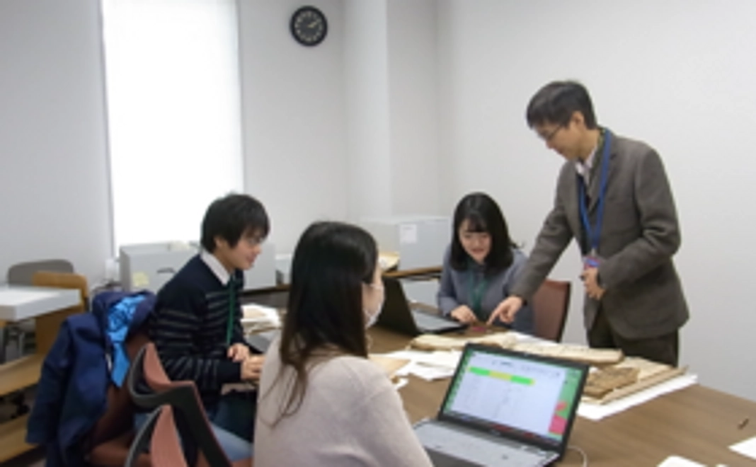 地域文化再生のためのアーカイブズ・カレッジを開催を応援！