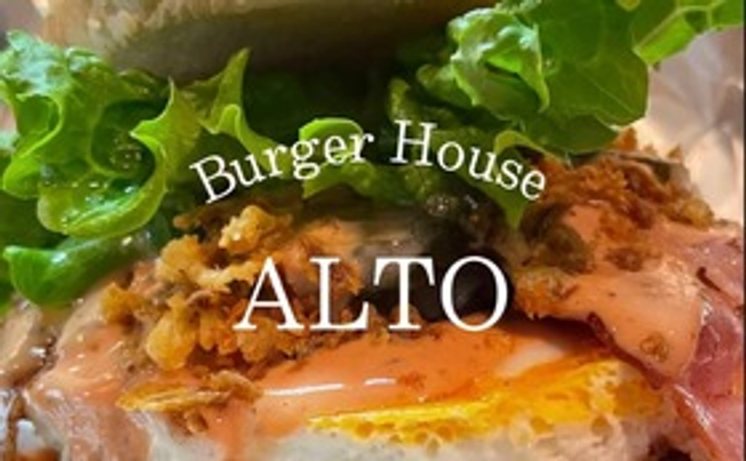 ドリンク3杯無料 ＋トッピング10回無料！！