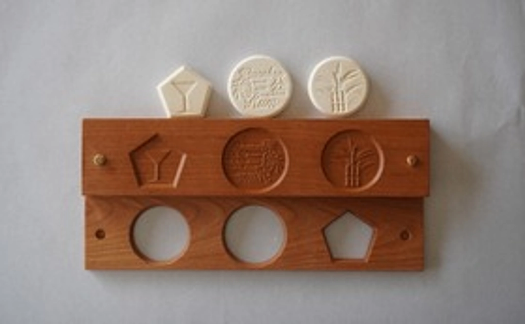 オリジナルの型の和三盆