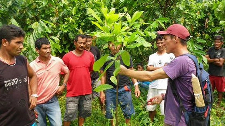 歴史的大水害を受けたアマゾンで農民と森を守る農業を復活！