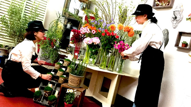 世界初！生中継で接客する花屋を開店し最高の花ギフトを届けたい