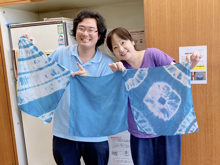夢育て農園の藍で、藍染めの会を開きました！