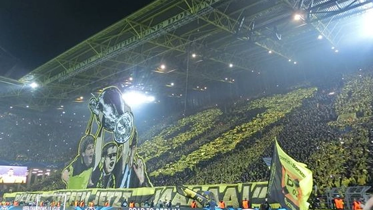 日本初・発!『サッカーを応援する人』が主役の写真集を作りたい