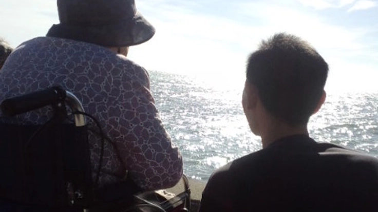 北海道で子どもから高齢者が共生できるデイサービスを運営します