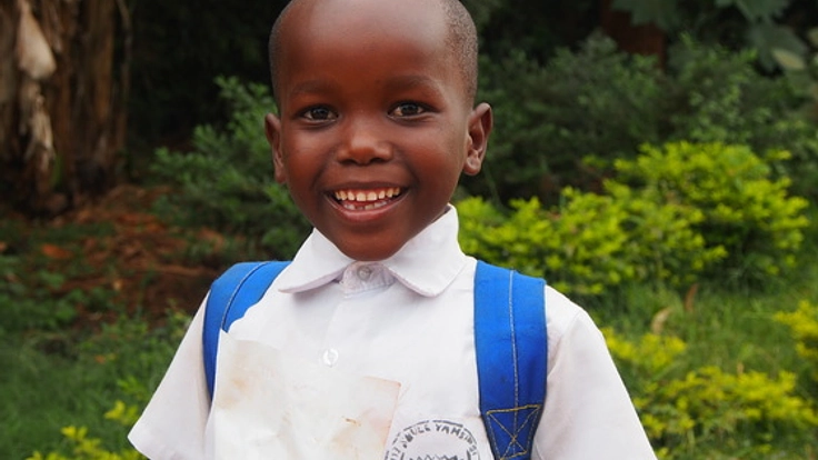 ニワトリの飼育でタンザニアの子どもたちに幸せを届けたい