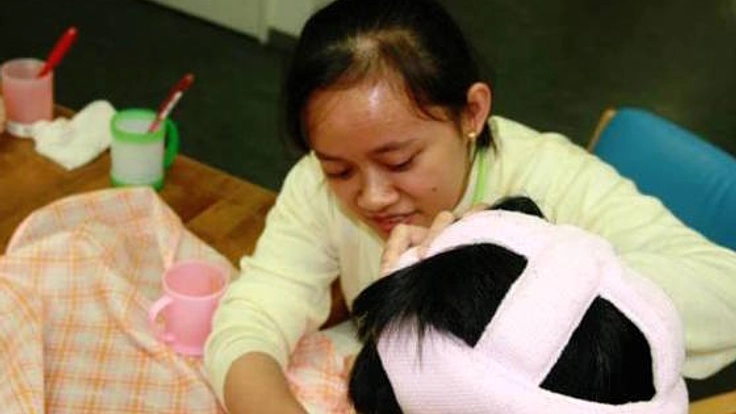 インドネシアの看護大学生に日本語教育を無償で受けてもらいたい