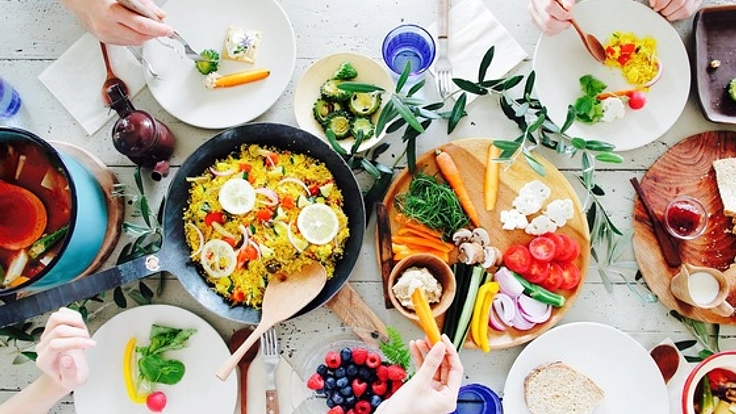 女性が得意料理で独立開業するための、料理コンテストを開催！