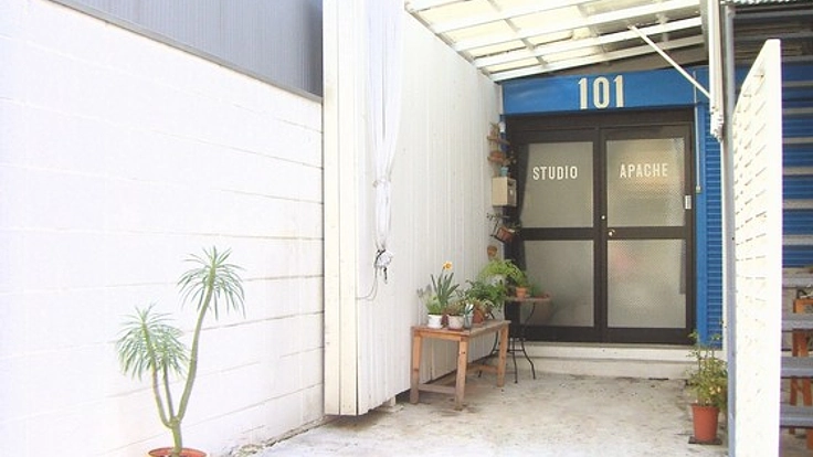 クリエイティブ撮影チームが特別な日の最高な写真を提供します！