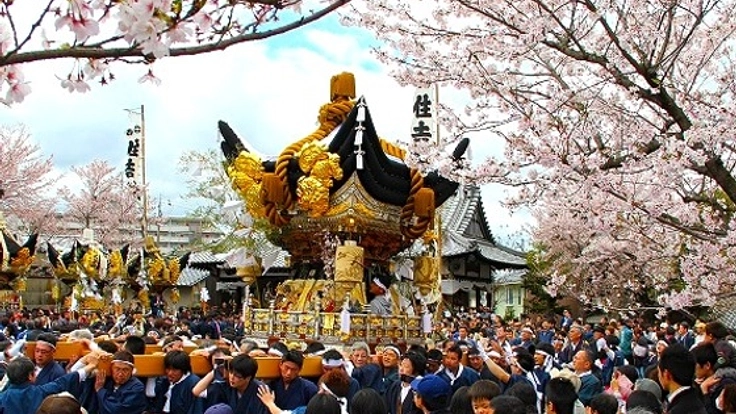一流の伝統工芸で作られた化粧屋台を後世に残したい!