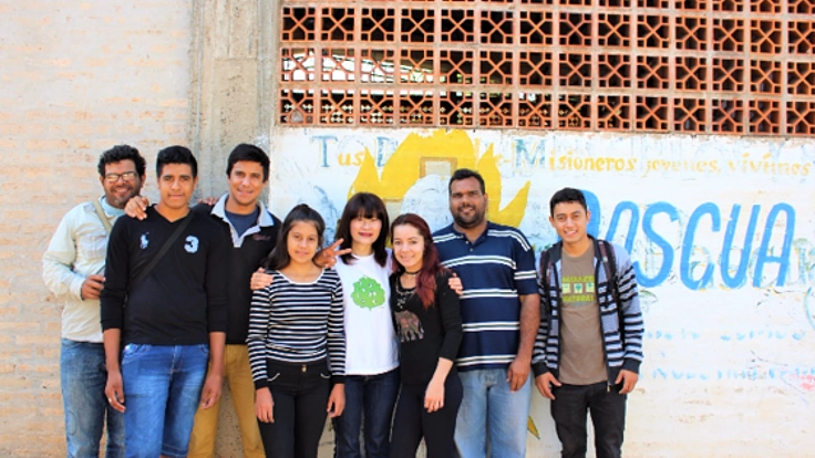 パラグアイ都市スラムの若者たちと挑戦する生活改善プロジェクト