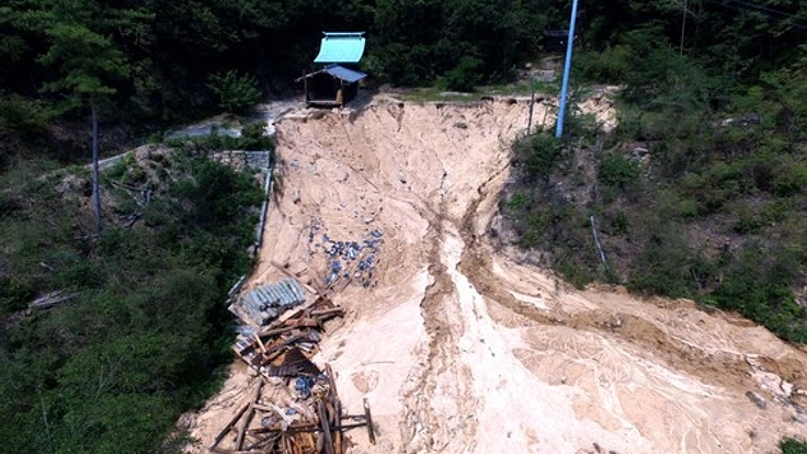 このままでは廃墟に… 愛媛県岩城島の神社の修復にお力を。