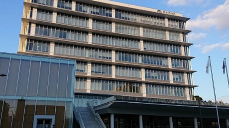 ４月２日　世界自閉症啓発デーに飯塚市役所を青く染めたい!!