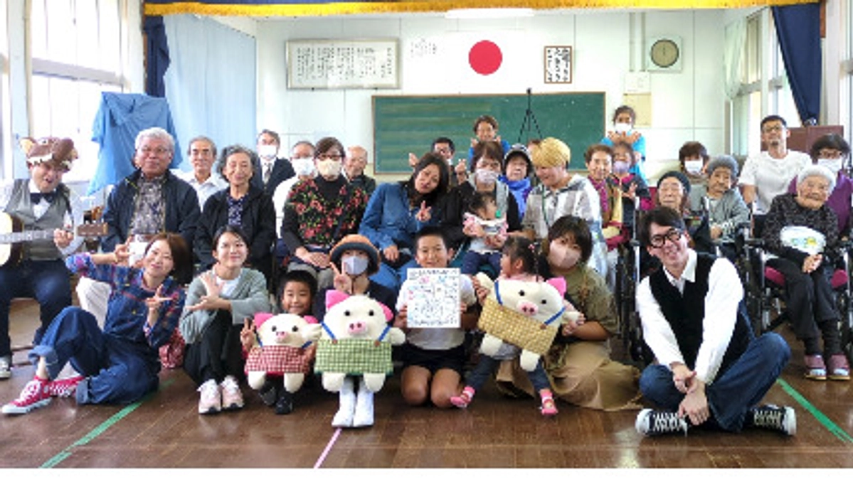 瀬戸内町立諸鈍小学校、薩川小学校での演劇体験、終了しました！