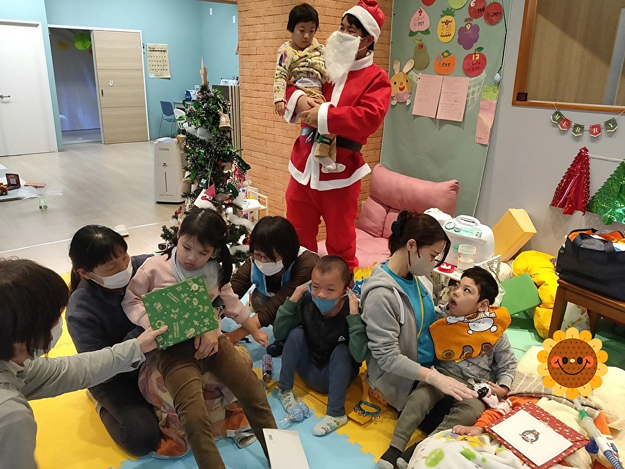 【ブックサンタ】クリスマス会を開催しました！