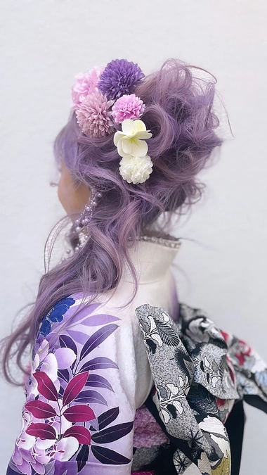 子ども達の成人式ヘアメイクを実施しました！