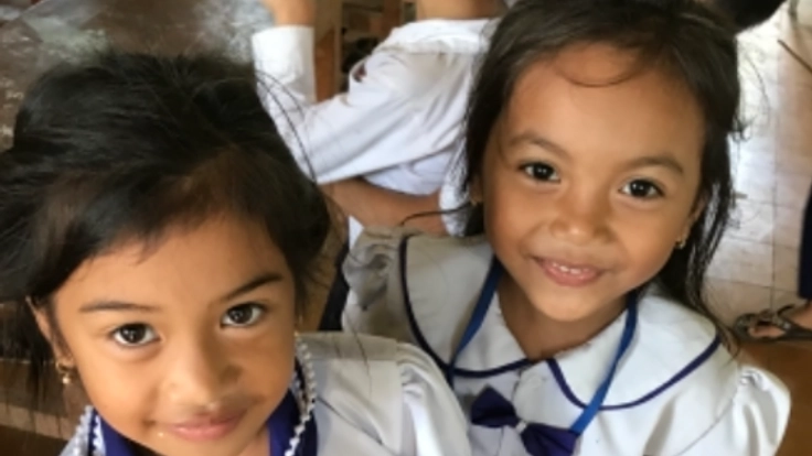 高校生！カンボジアの子供達の絵本を日本の養護施設に届けたい