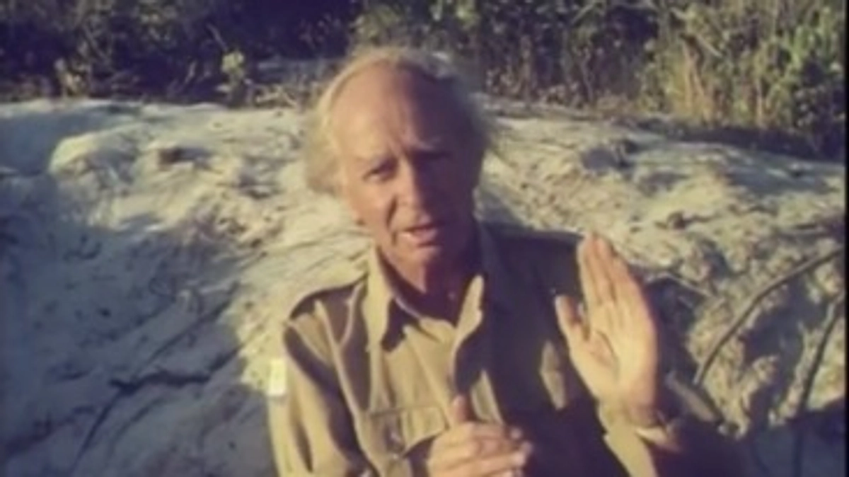 すべてアフリカは、私たちの中にある　ー　「戦場のメリークリスマス」の原作者によるカラハリの自然案内