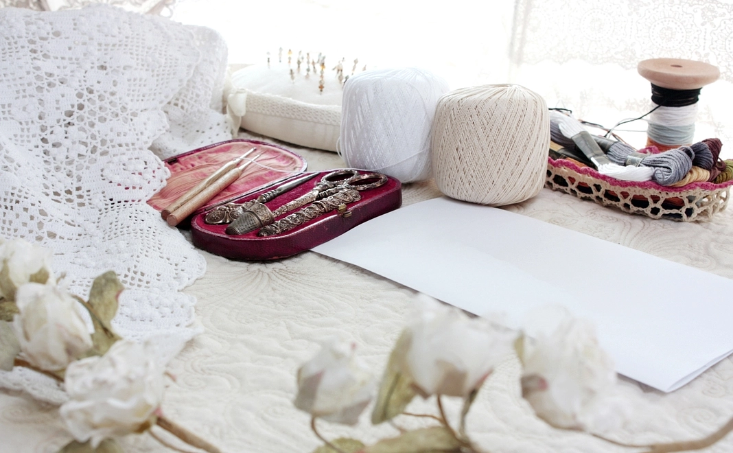 御礼のおてがみにささやかな品を添えてお届けします