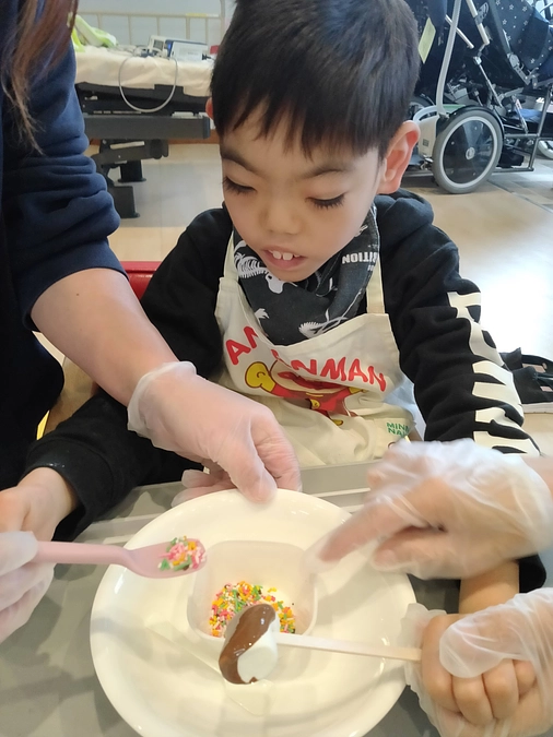 【バレンタインデー】マシュマロチョコをつくりました！