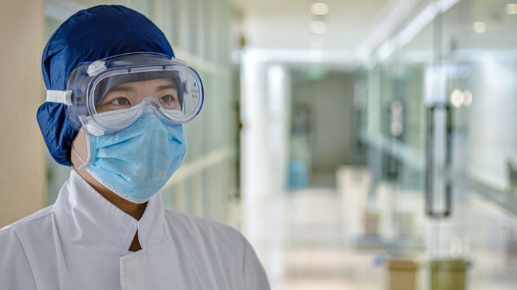 看護師として。応援の想いと共に使い捨てガウンをコロナ最前線へ