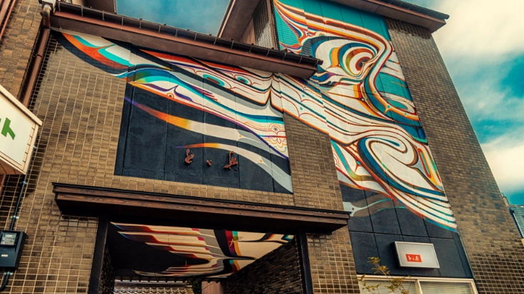 豊岡市の「とゞ兵」にウォールアートを描いて、観光資源にしたい！！