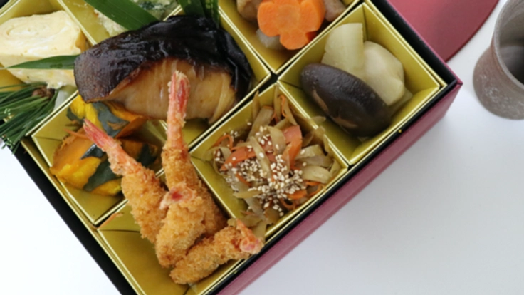 家族で作ろう！紙製重箱の組立キット