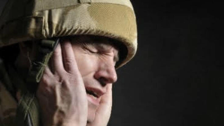 朗読劇の収益を戦争や災害で起こるPTSDの治療・研究に当てたい。