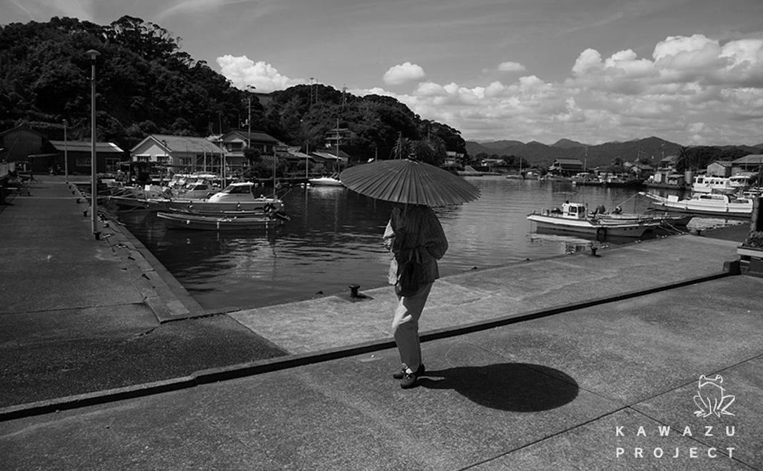 A：写真集『TEBAJIMA』