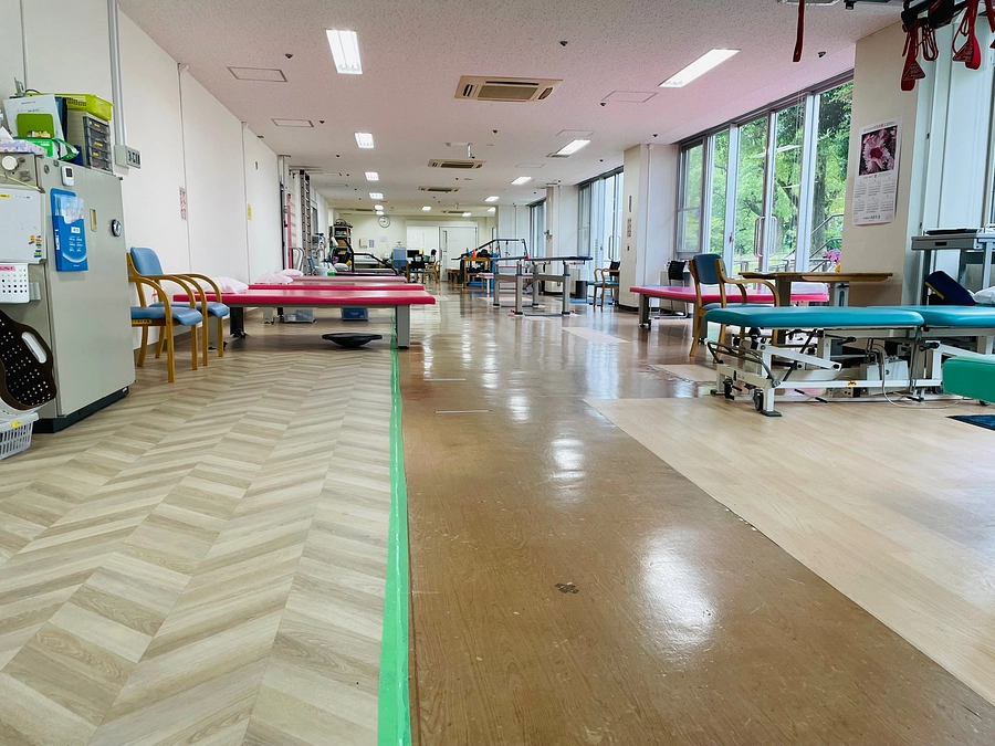 リハビリテーション室の床改修